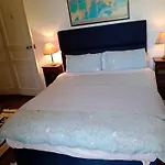 Manoir La Breuille Bed & Breakfast