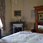 Manoir La Breuille Bed & Breakfast