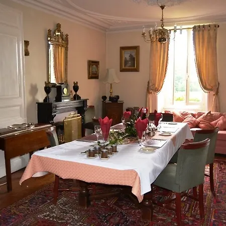 Manoir La Breuille Bed & Breakfast