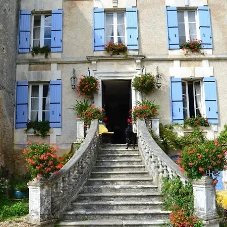 Manoir La Breuille Bed & Breakfast *